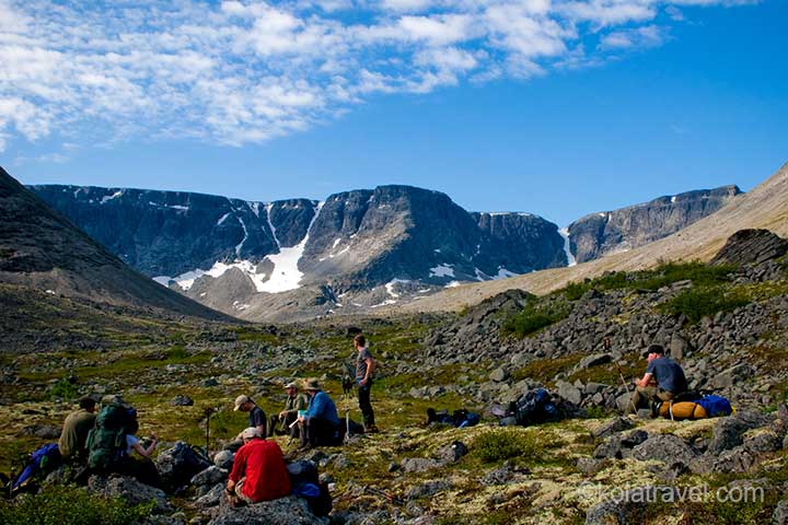 Two beautiful hiking tours on the Kola Peninsula combined in one holiday! Hike four days through the Monche Tundra and six days through the Khibiny Tundra.